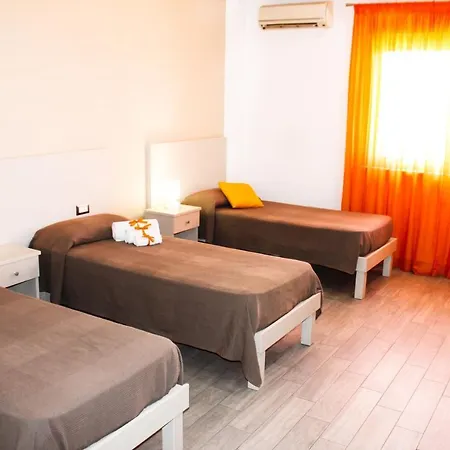 Otel Cesirja 3*